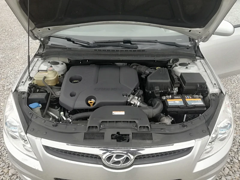 Hyundai I30 1.6D KLI ITALIA, снимка 4 - Автомобили и джипове - 53291273