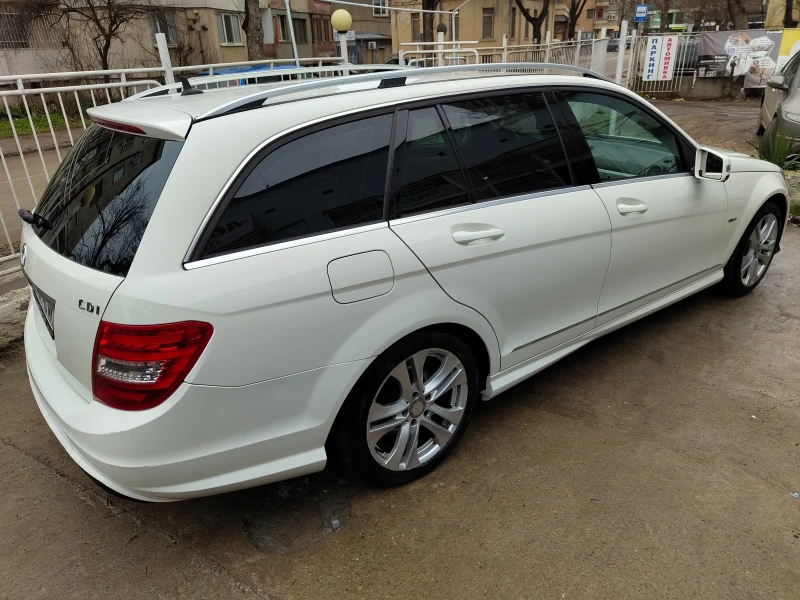 Mercedes-Benz C 220 FACE, AMG LINE, 7 G-tronik, Сменена верига, снимка 4 - Автомобили и джипове - 53497428