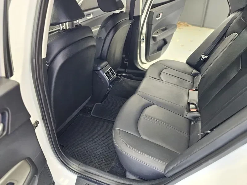 Kia K5 2.0, снимка 12 - Автомобили и джипове - 54262087