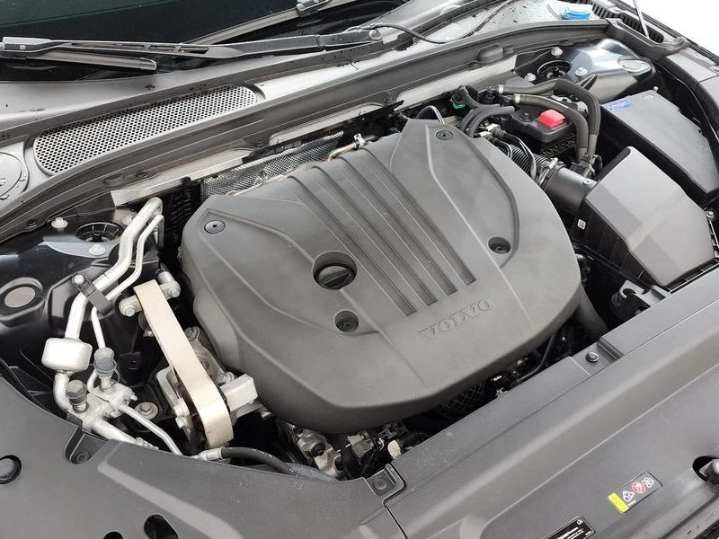 Volvo V90 B5 Ultimate AWD| 250к.с.| ВКЛ.ТЕХНОТЕСТ, снимка 6 - Автомобили и джипове - 55401537