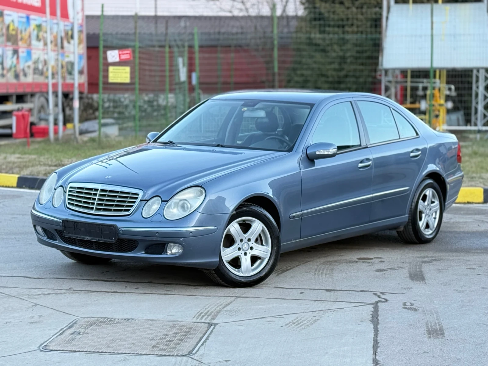 Mercedes-Benz E 320 3.2CDI Navigacia* Ksenon* koja, снимка 1