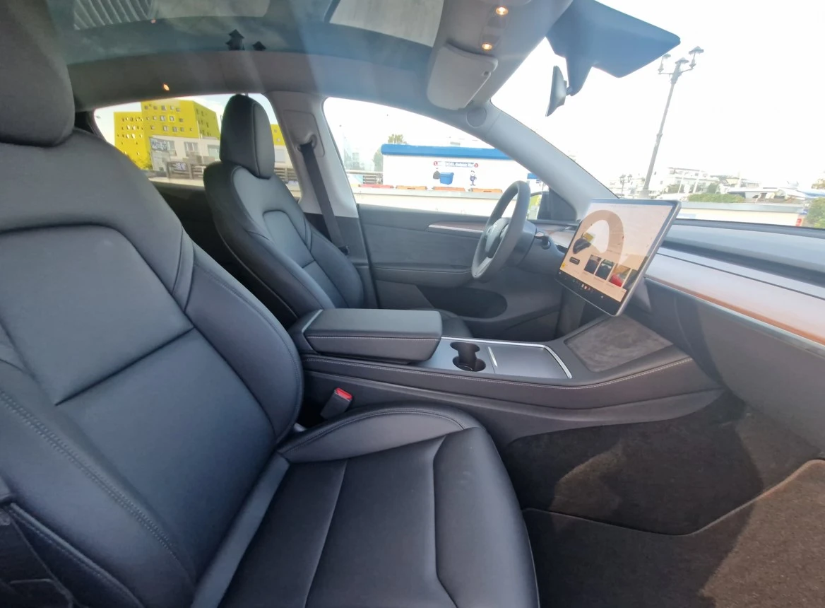 Tesla Model Y  4х4 Европейска Long Range | Mobile.bg — изображение 12
