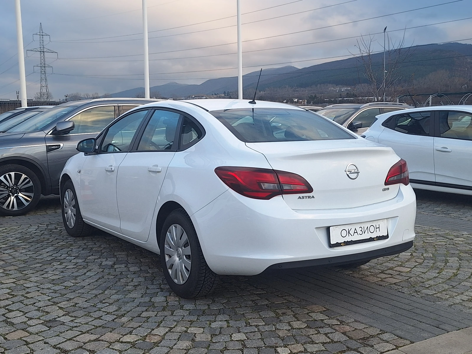 Opel Astra 1.6CDTI 110к.с. - изображение 6