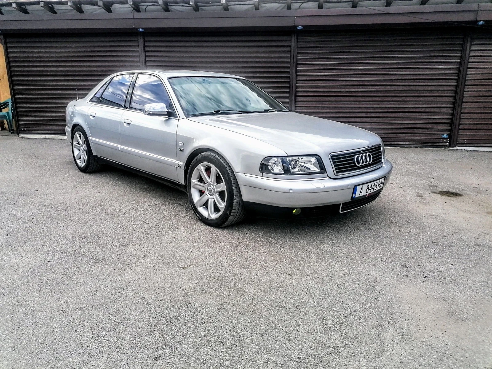 Audi A8 D2 - изображение 2