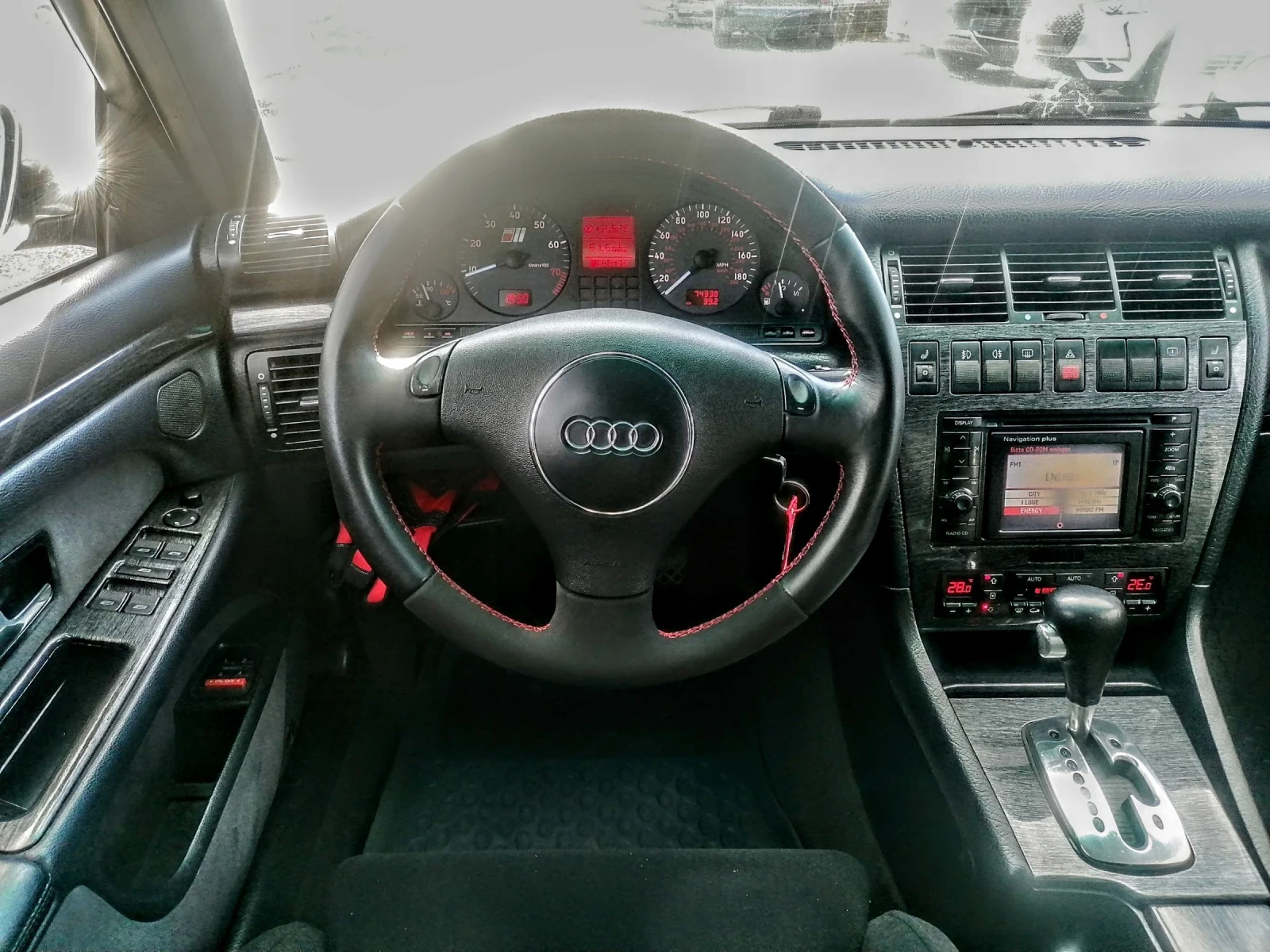 Audi A8 D2 - изображение 9