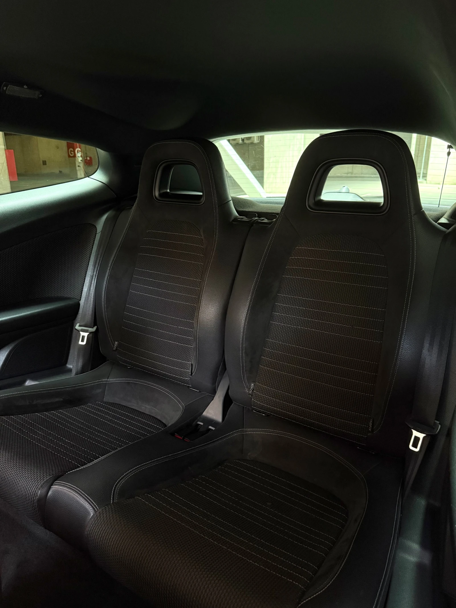 VW Scirocco 2.0 TDI  - изображение 8