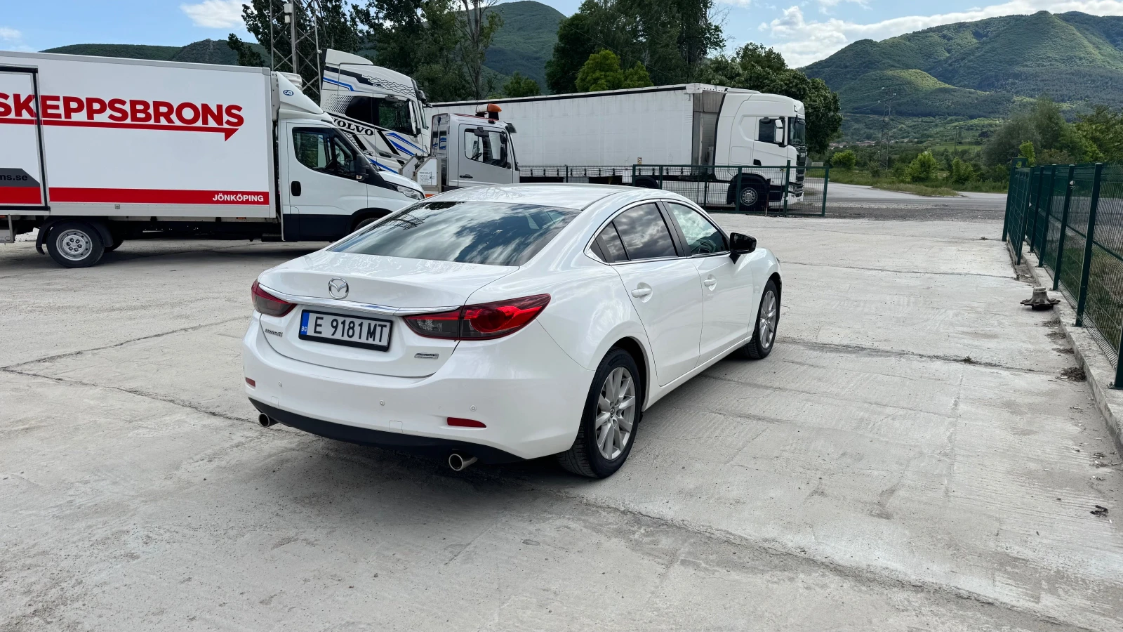 Mazda 6 2.2D AUTOMATIC! В МНОГО ДОБРО СЪСТОЯНИЕ! - изображение 7