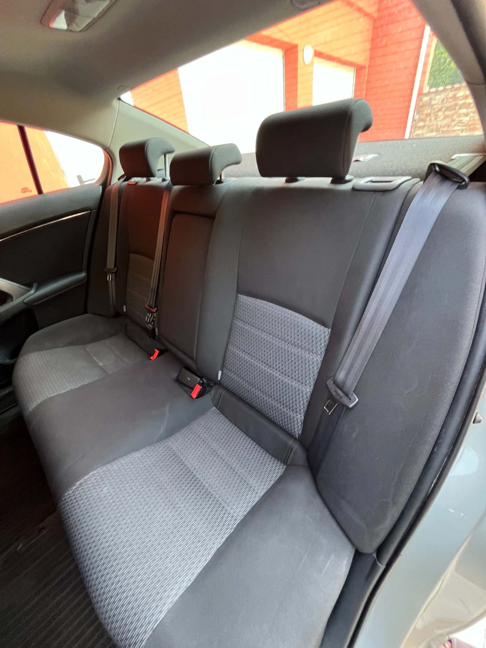 Toyota Avensis III  (T27) 1.8 VVT-i | Mobile.bg   17