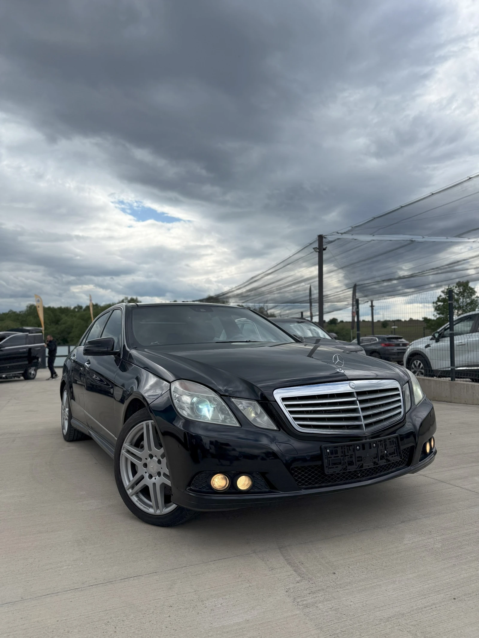 Mercedes-Benz E 500 550 Luxury 4MATIC ЛИЗИНГ! - изображение 3