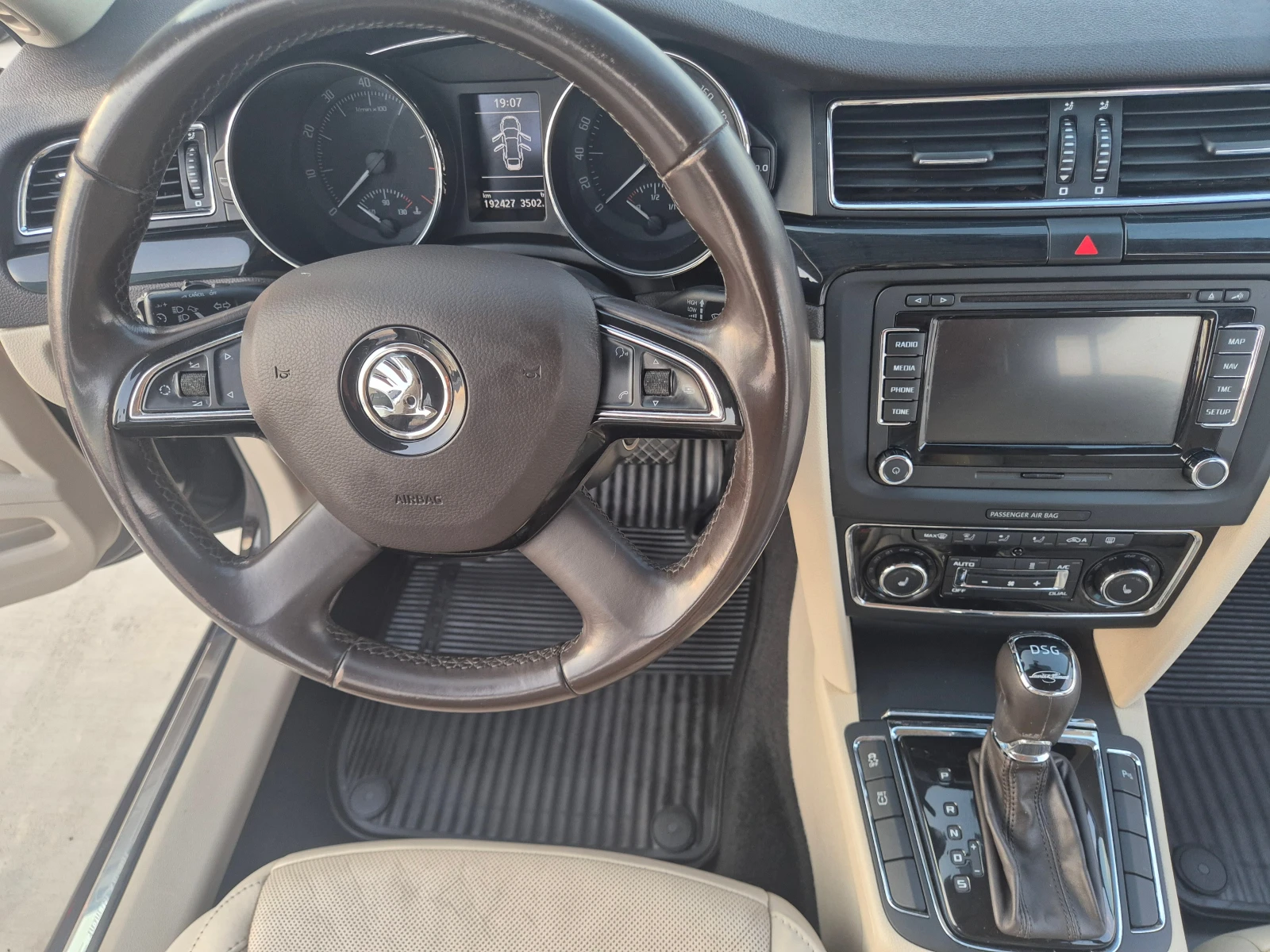 Skoda Superb 3.6 V6 4x4 Laurin & Klement | Mobile.bg — изображение 14