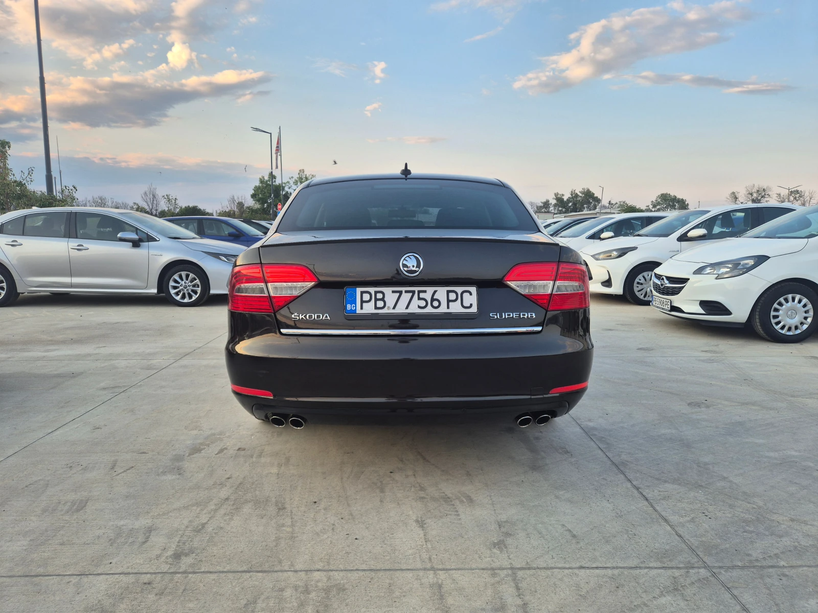 Skoda Superb 3.6 V6 4x4 Laurin & Klement - изображение 4