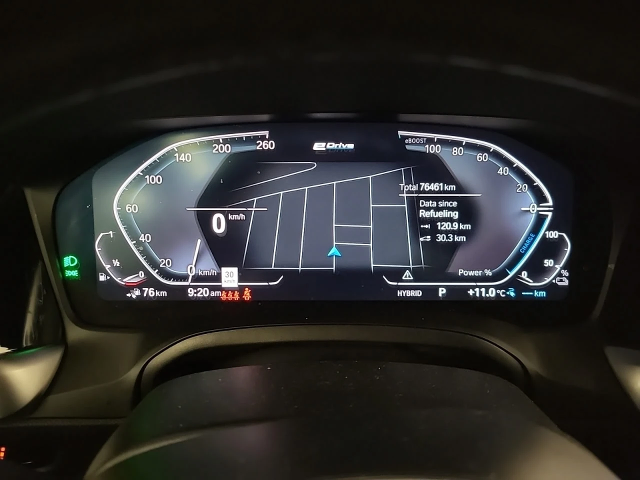 BMW 330 * АВТО КРЕДИТ* ЦЕНА ДО БГ * Сервизна история *  - изображение 9