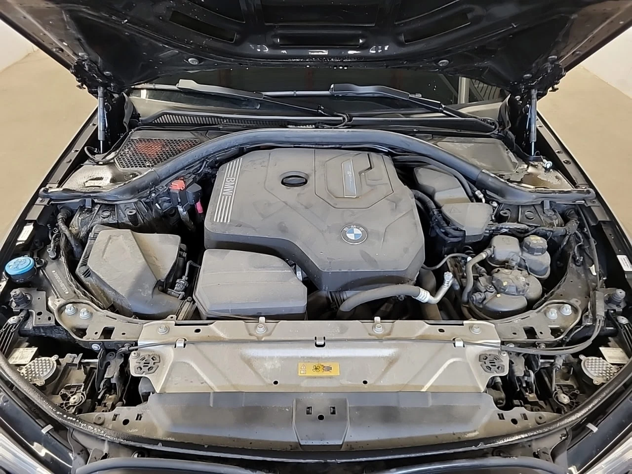 BMW 330 *  *    *   *  | Mobile.bg   16