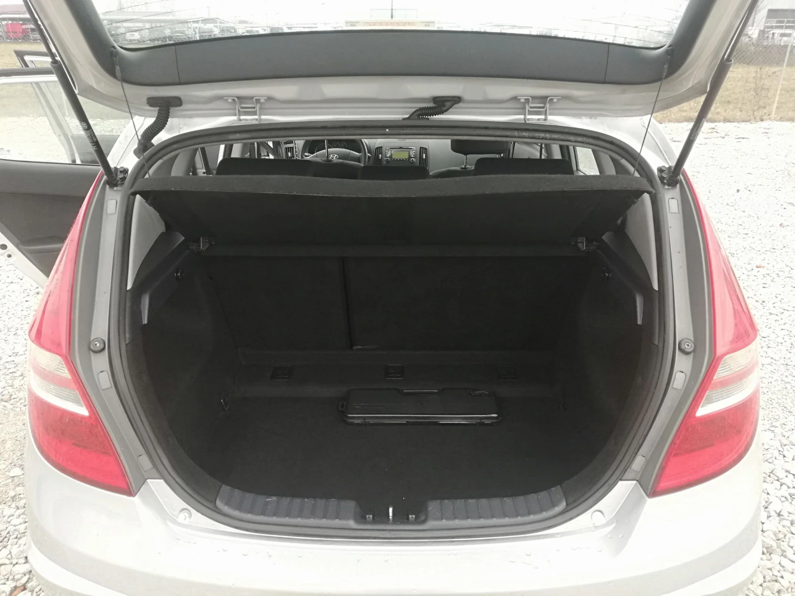 Hyundai I30 1.6D KLI ITALIA | Mobile.bg � ����������� 12