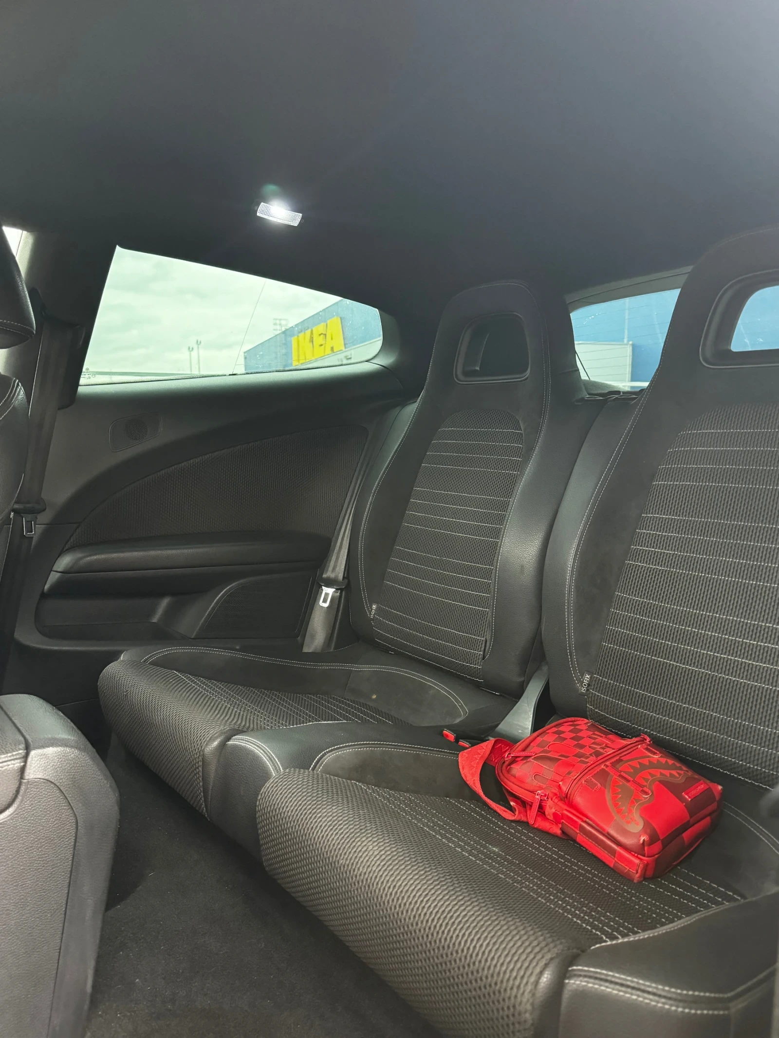 VW Scirocco 2.0T Швейцария , снимка 7 - Автомобили и джипове - 53904713