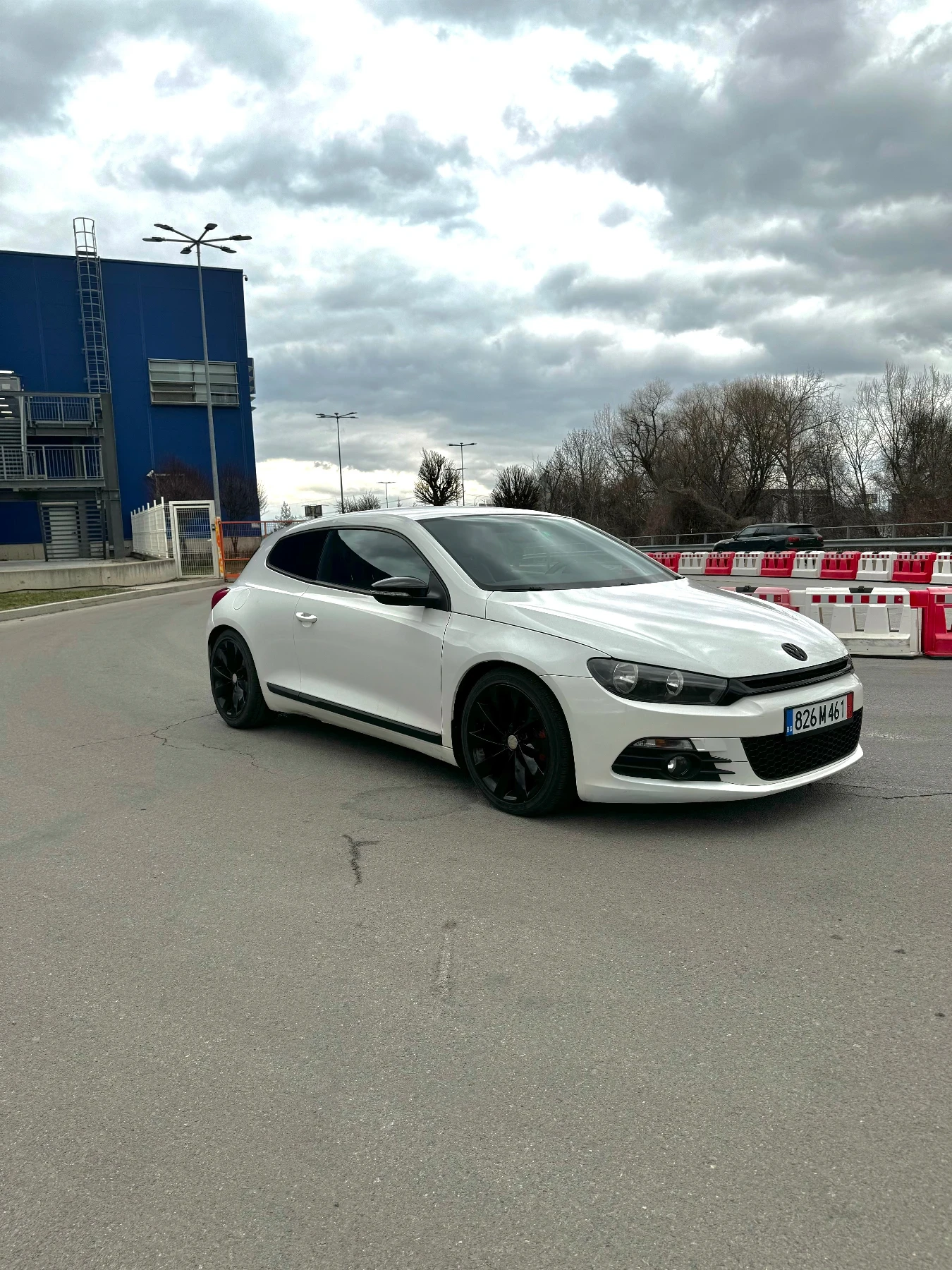 VW Scirocco 2.0T Швейцария , снимка 2 - Автомобили и джипове - 53904713