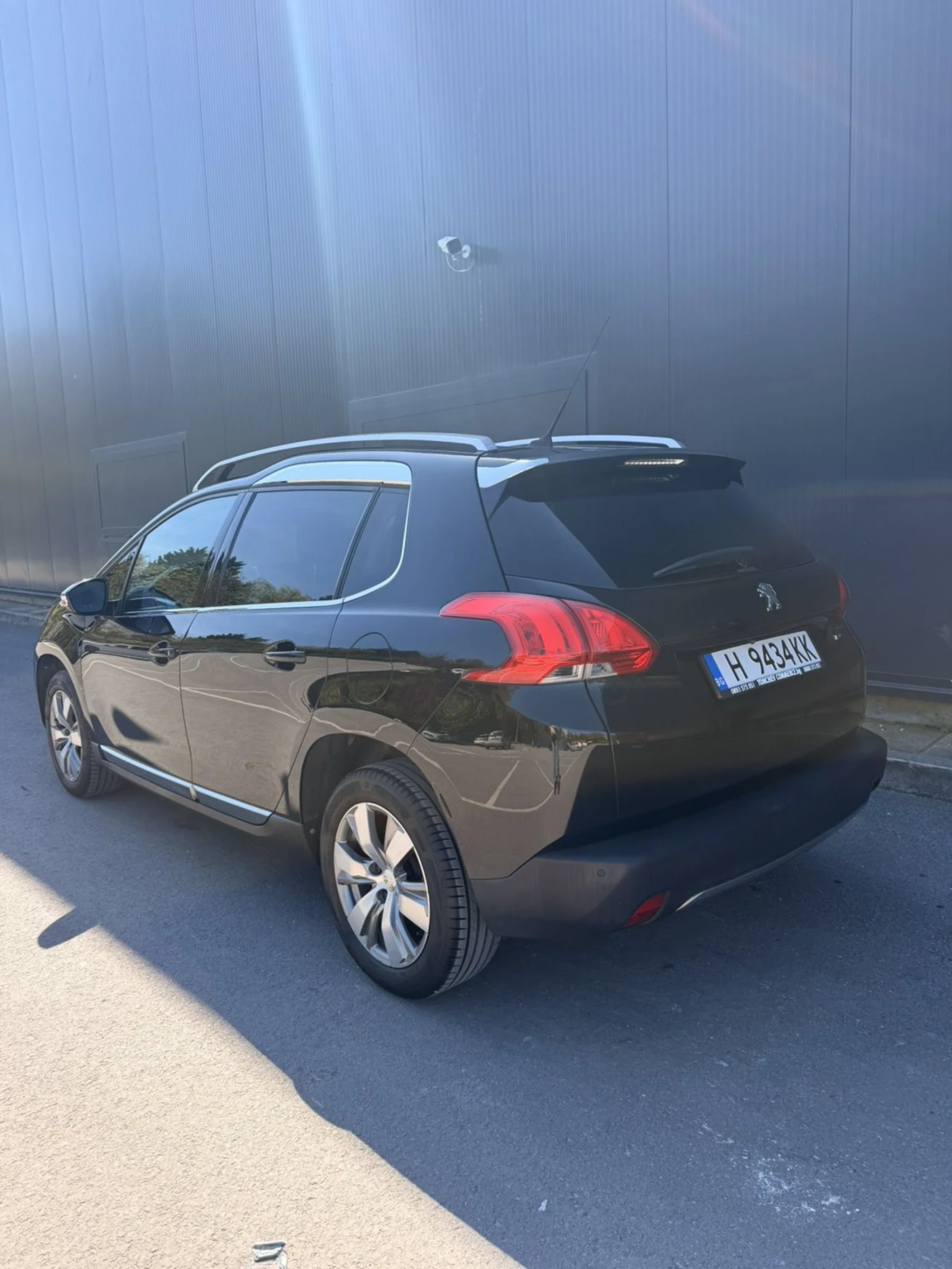 Peugeot 2008, снимка 4 - Автомобили и джипове - 54310905
