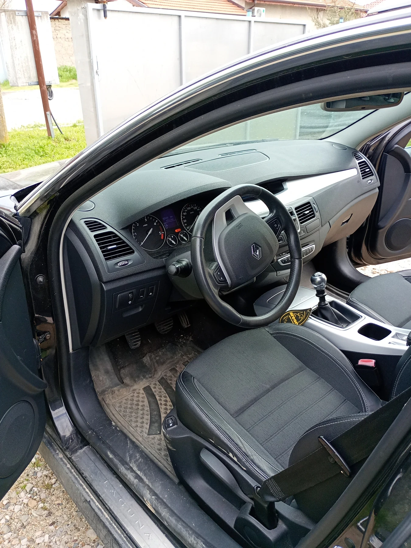 Renault Laguna, снимка 8 - Автомобили и джипове - 54341805