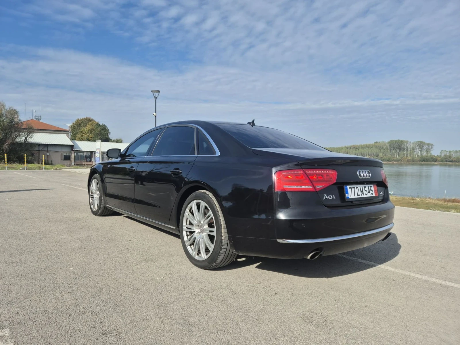 Audi A8, снимка 4 - Автомобили и джипове - 55040880