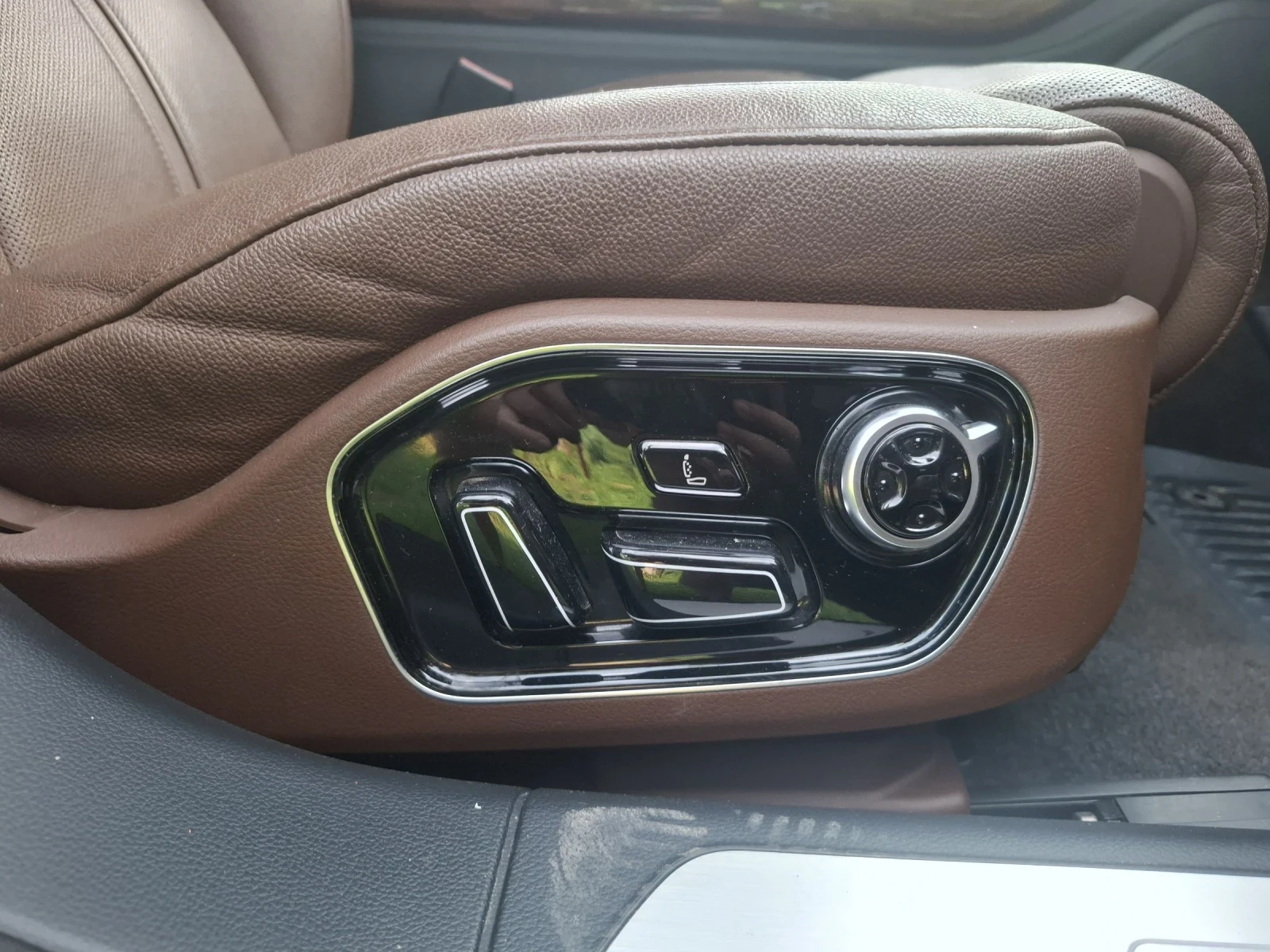 Audi A8, снимка 15 - Автомобили и джипове - 55040880
