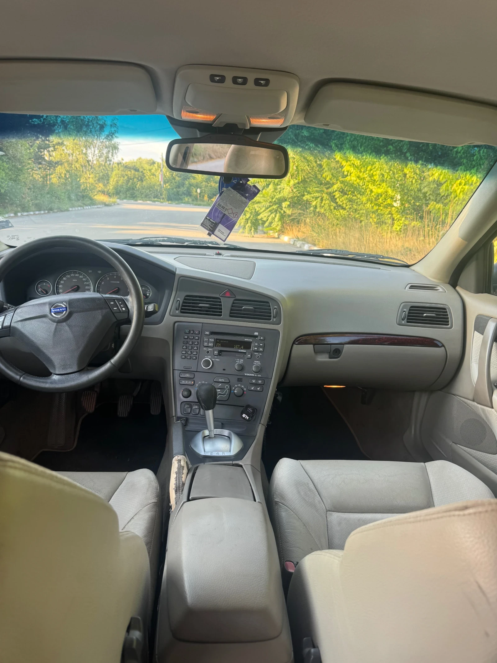 Volvo S60 2.4 турбо, снимка 8 - Автомобили и джипове - 56011100