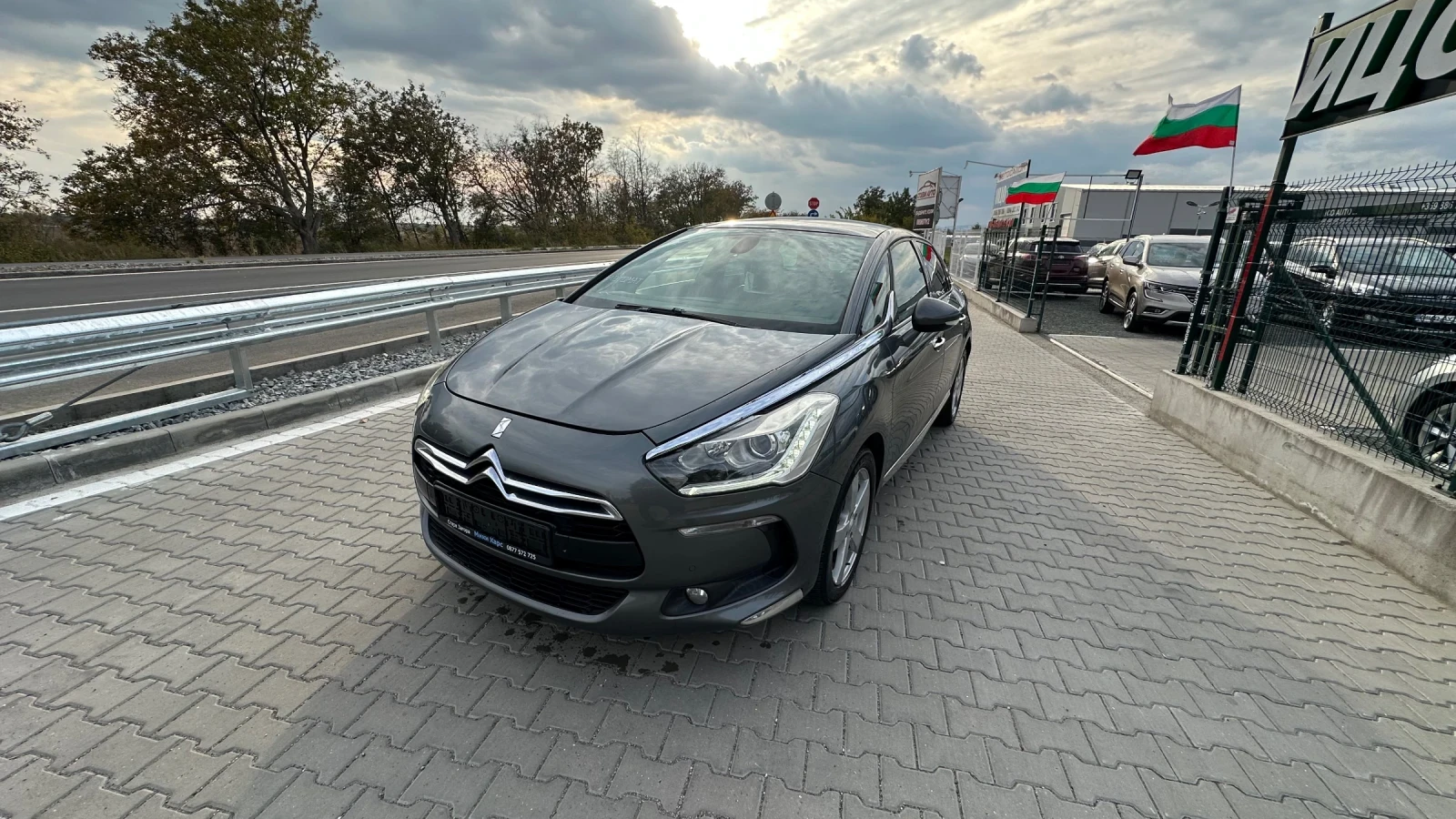 DS DS 5 2.0HDI 163к.с Автомат Панорама 