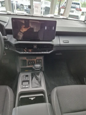Toyota Hilux 2.8 D-4D / MILD HYBRID / DOUBLE CAB / ACTIVE / 4X4 - 58980 € - 69946735 13