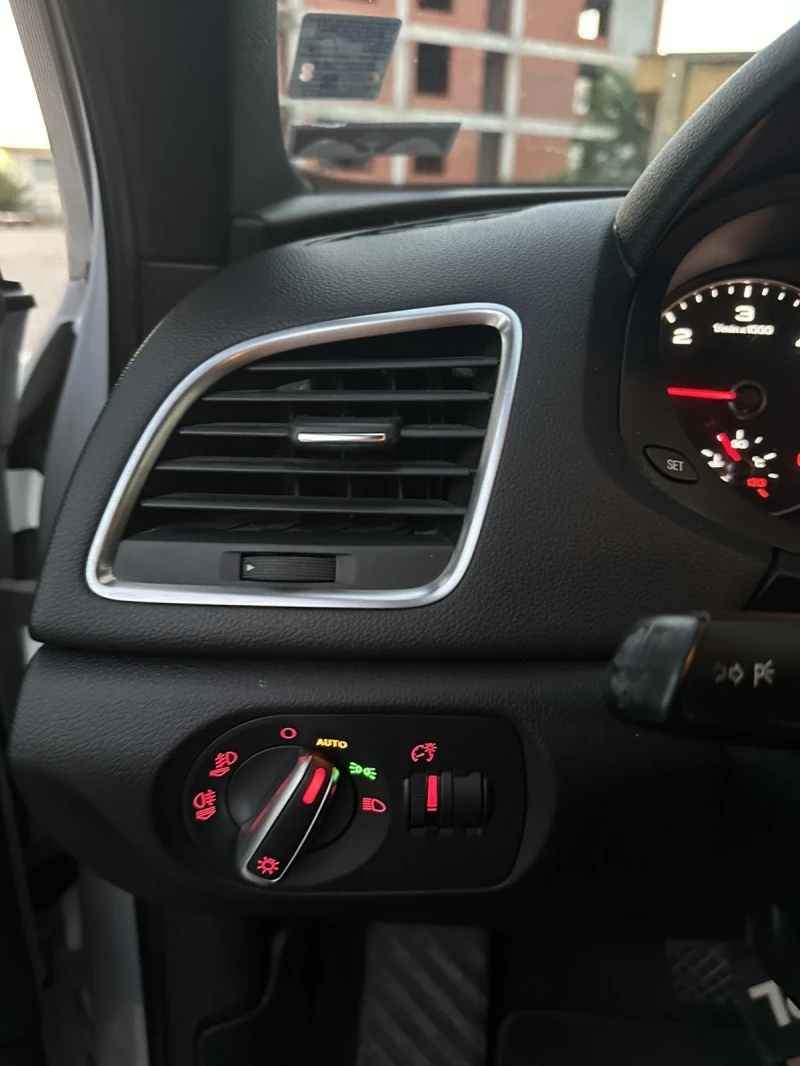 Audi Q3 2.0 TDI QUATRO S-LINE , снимка 5 - Автомобили и джипове - 52205261