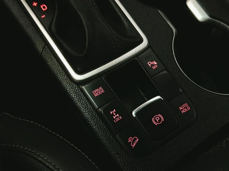 Kia Sportage EX AWD* PANO* CARPLAY* ПОДГЕВ* Blind Spot* , снимка 13 - Автомобили и джипове - 53022770