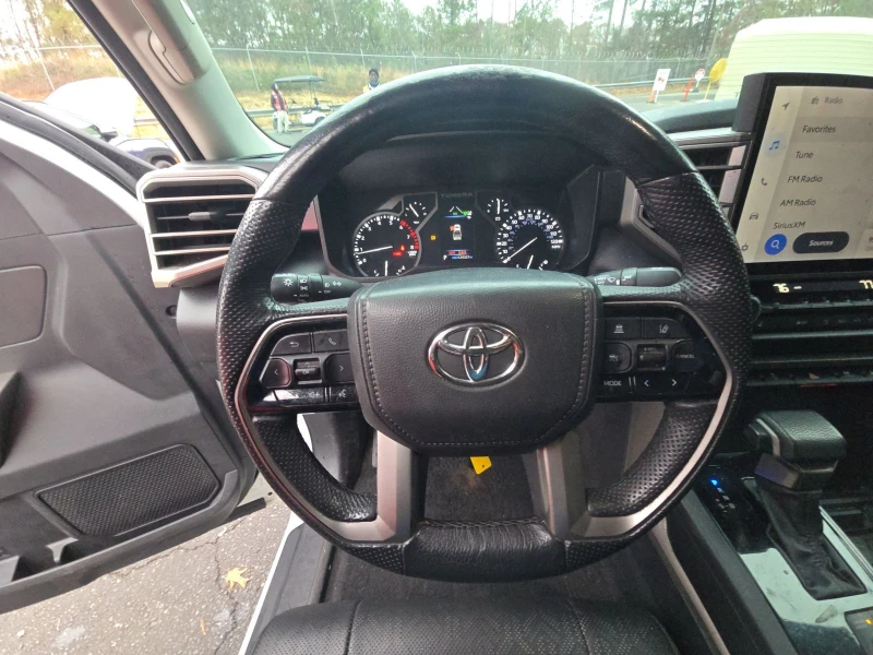 Toyota Tundra, снимка 10 - Автомобили и джипове - 53072672