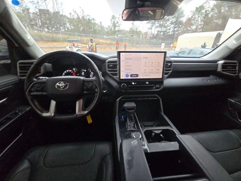 Toyota Tundra, снимка 11 - Автомобили и джипове - 53072672