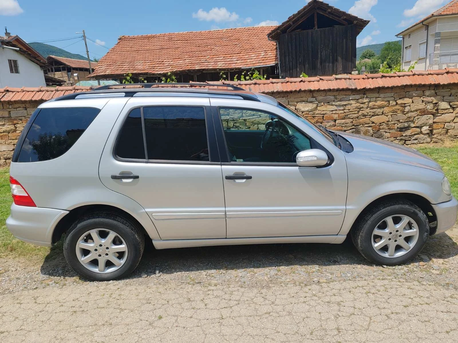 Mercedes-Benz ML 270  - изображение 3