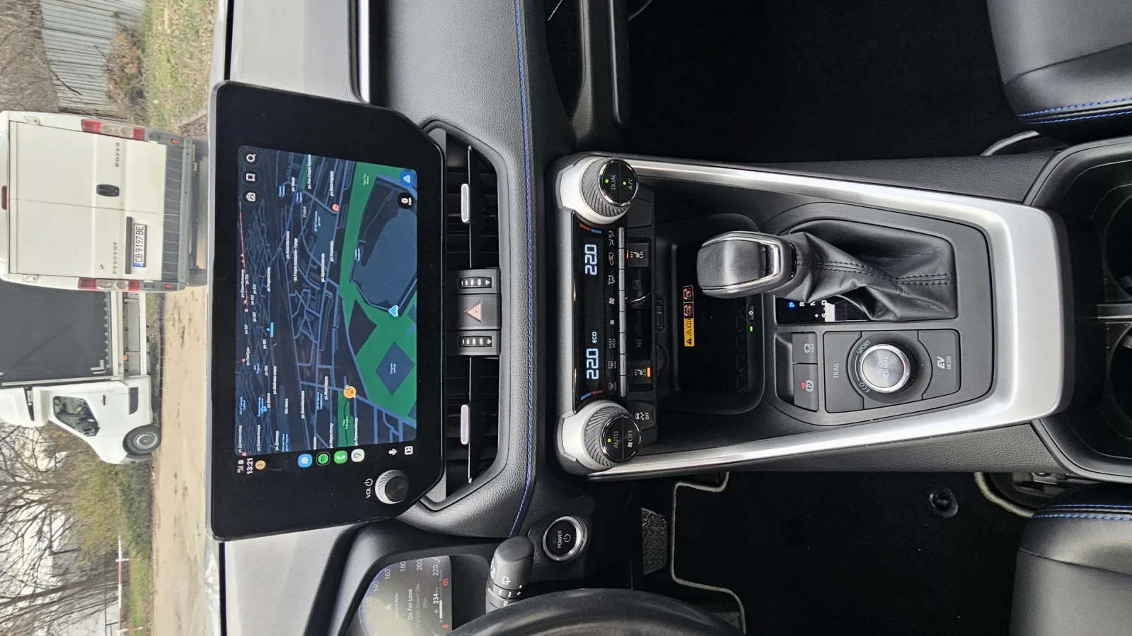 Toyota Rav4 2.5 hybrid, 4x4, Style, ТМ Ауто Бг.  - изображение 10