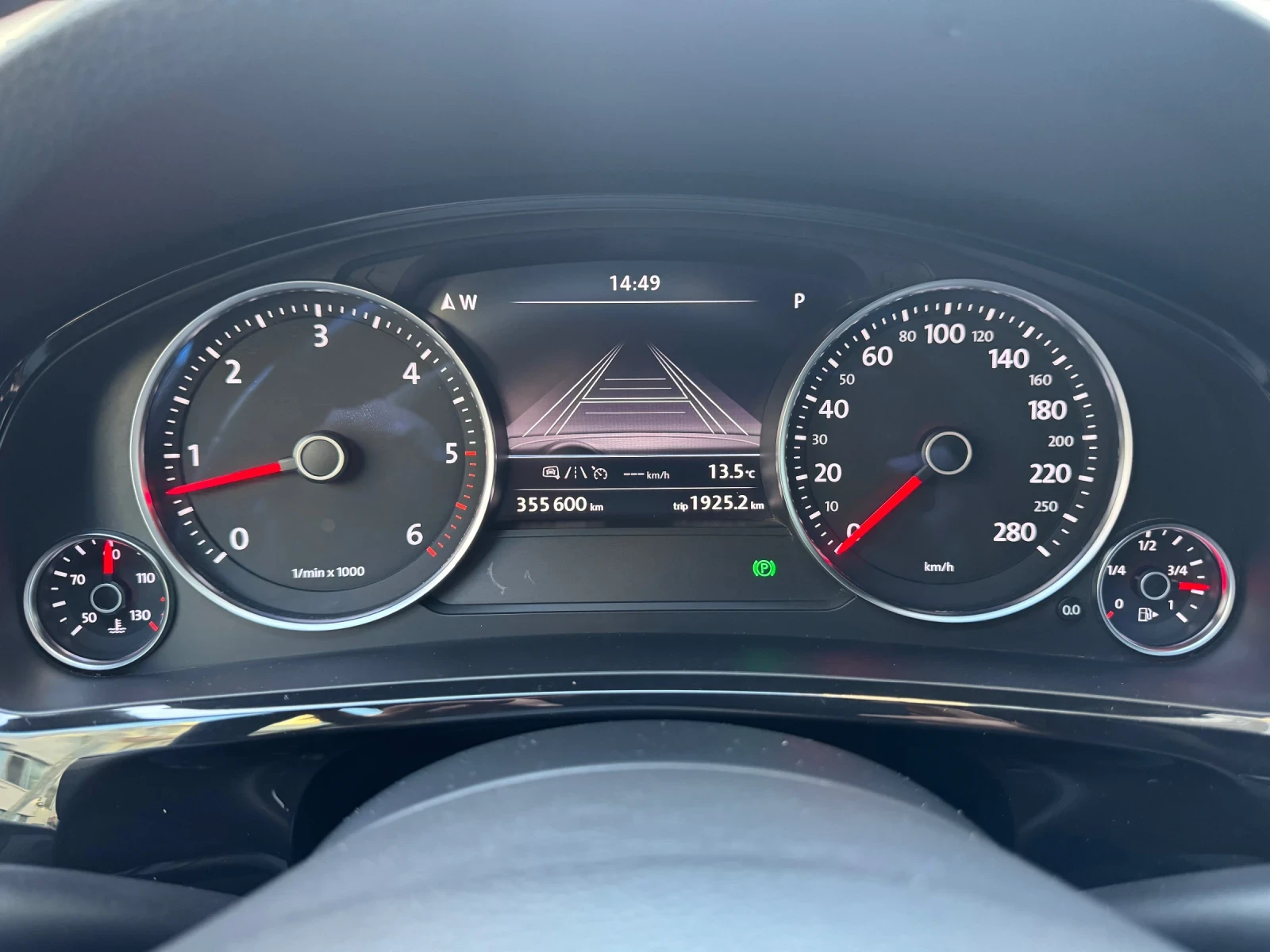 VW Touareg 7p V8 4.2 TDI, снимка 14 - Автомобили и джипове - 54083345