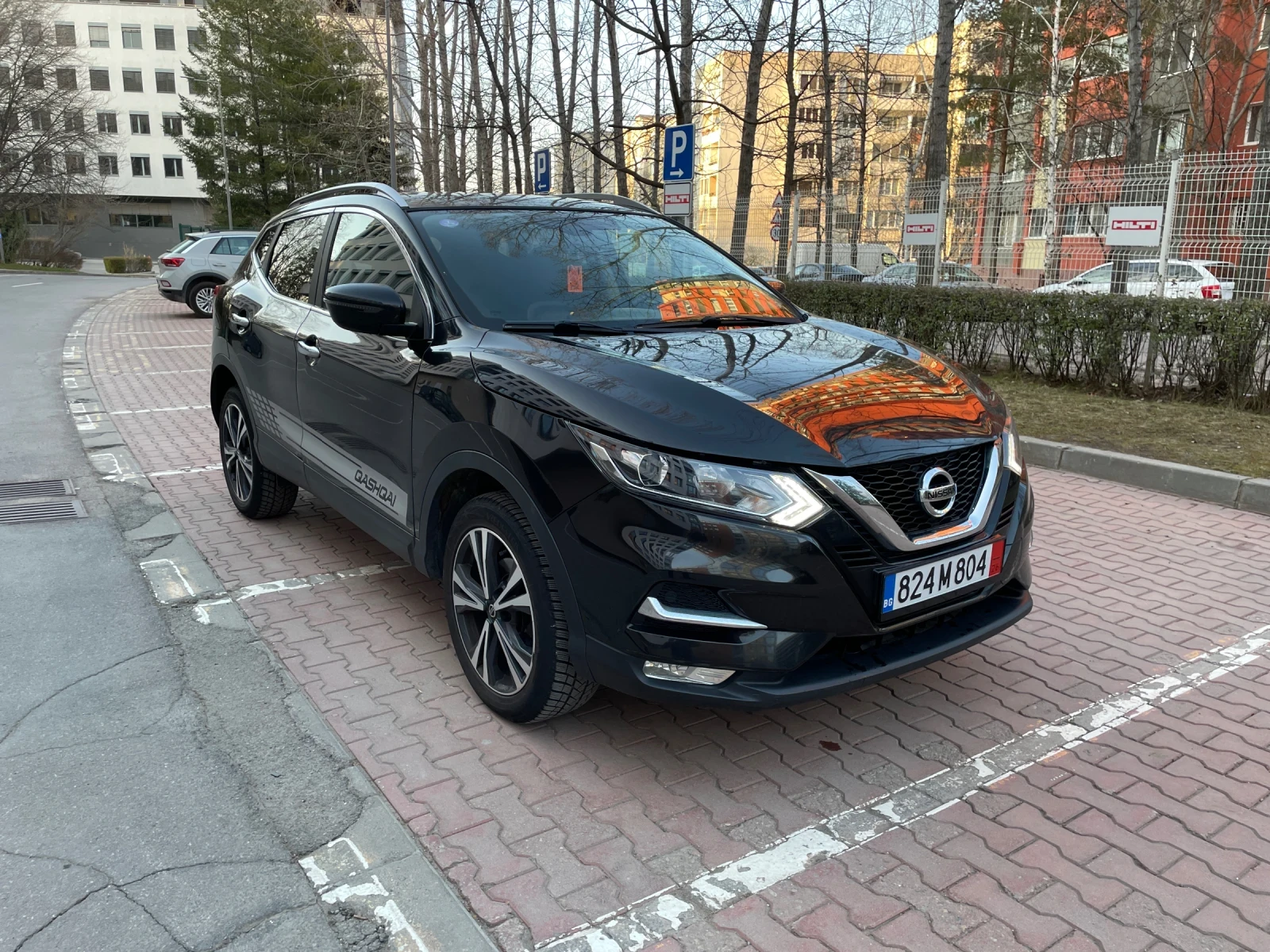 Nissan Qashqai 1.3 DIG-T * N-Tec * LPG , снимка 3 - Автомобили и джипове - 53513078
