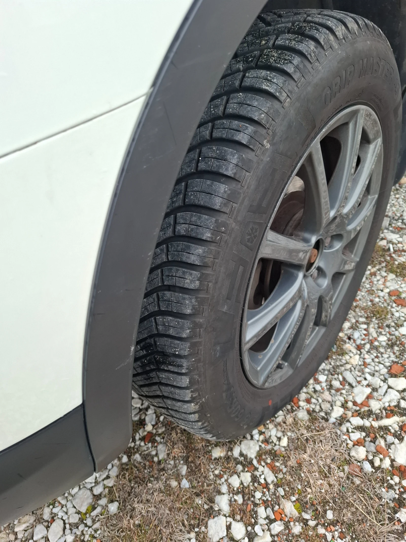 Nissan Qashqai, снимка 6 - Автомобили и джипове - 54317467