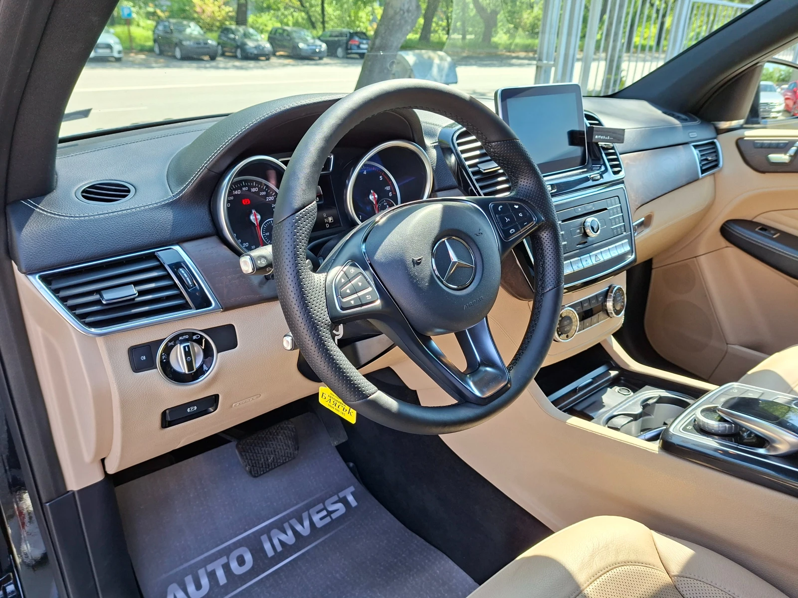 Mercedes-Benz GLE 350 COUPE/AMG/4MATIC, снимка 10 - Автомобили и джипове - 54438985