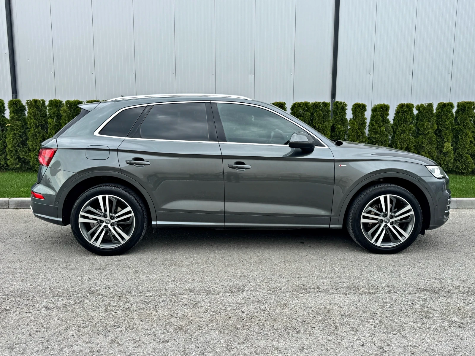 Audi Q5 2.0TDI Quattro/S-Line/Digital/138000км, снимка 8 - Автомобили и джипове - 54438815