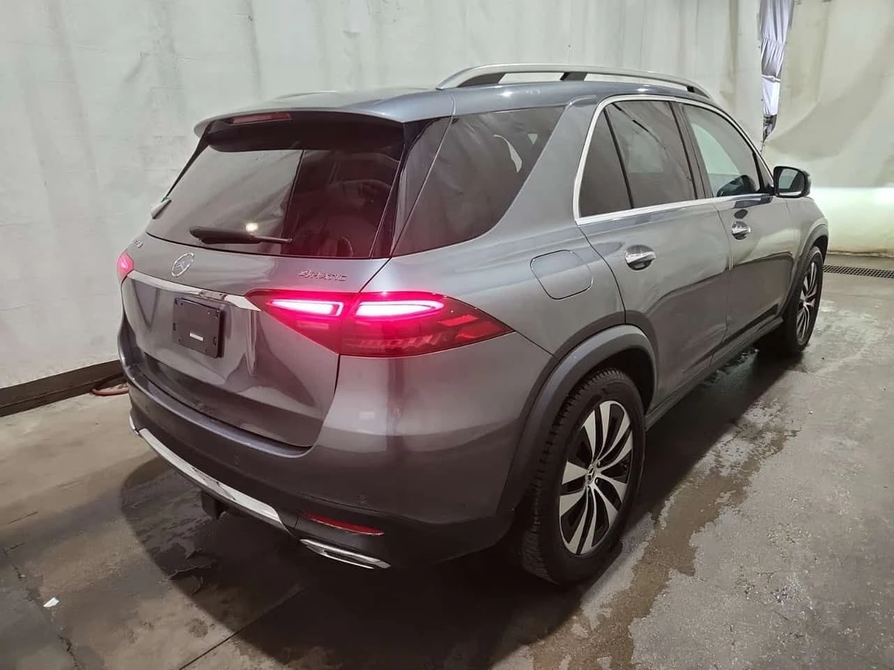 Mercedes-Benz GLE 350 ДИСТРОНИК * 360 * BURMESTER * PANO * ОБДУХВАНЕ, снимка 3 - Автомобили и джипове - 54569217