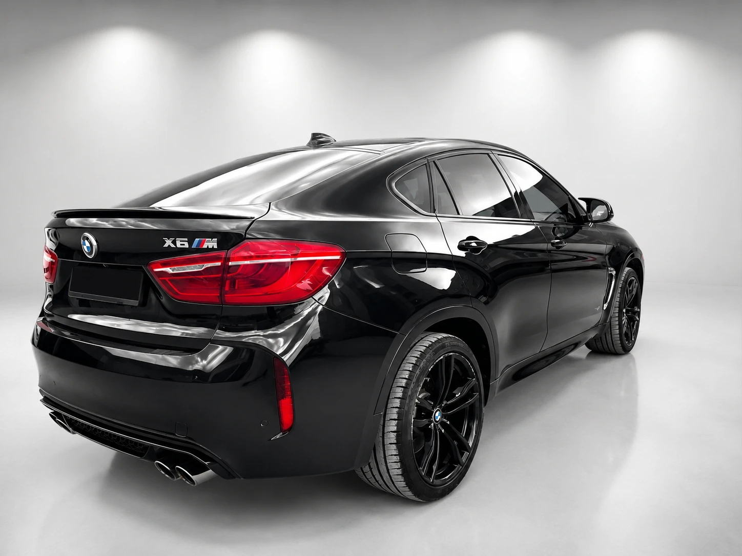 BMW X6 M M FULL CARBON HARMAN KARDON ЛИЗИНГ - БАРТЕР, снимка 4 - Автомобили и джипове - 54740383