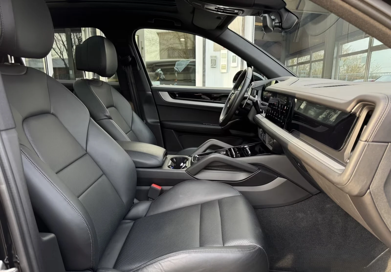 Porsche Cayenne V6 / MATRIX / BOSE / PANO, снимка 12 - Автомобили и джипове - 54877865