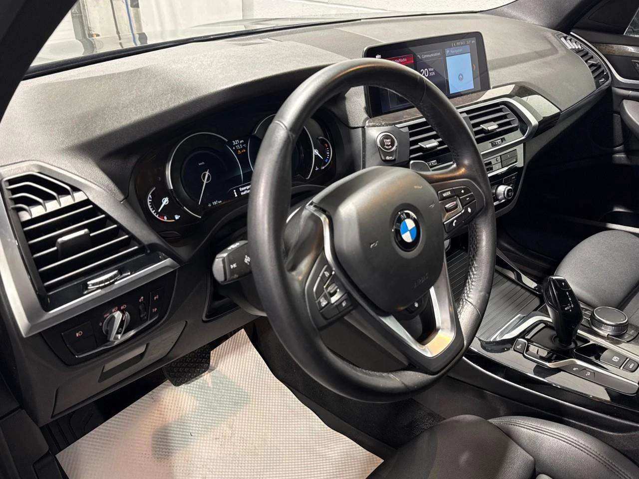 BMW X3 Black Sapphire Metallic / Black upholstery Driving, снимка 3 - Автомобили и джипове - 54930683