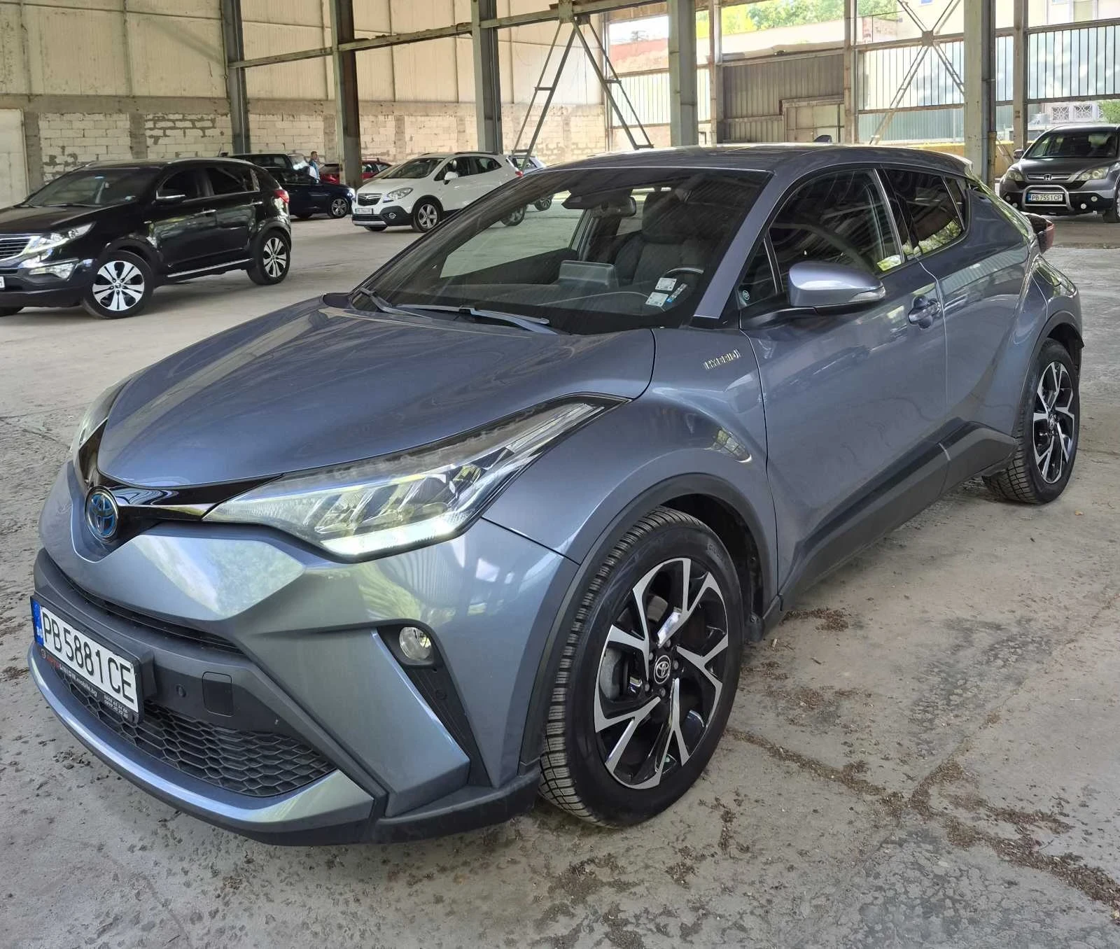Toyota C-HR, снимка 2 - Автомобили и джипове - 55394725