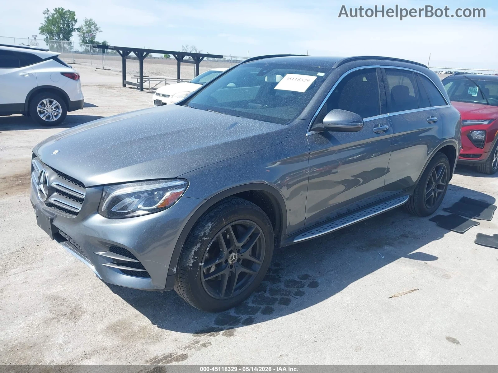 Mercedes-Benz GLC 300 AMG* 4MATIC* Burmester* Пано* 2кл* Цена до БГ, снимка 3 - Автомобили и джипове - 55530552