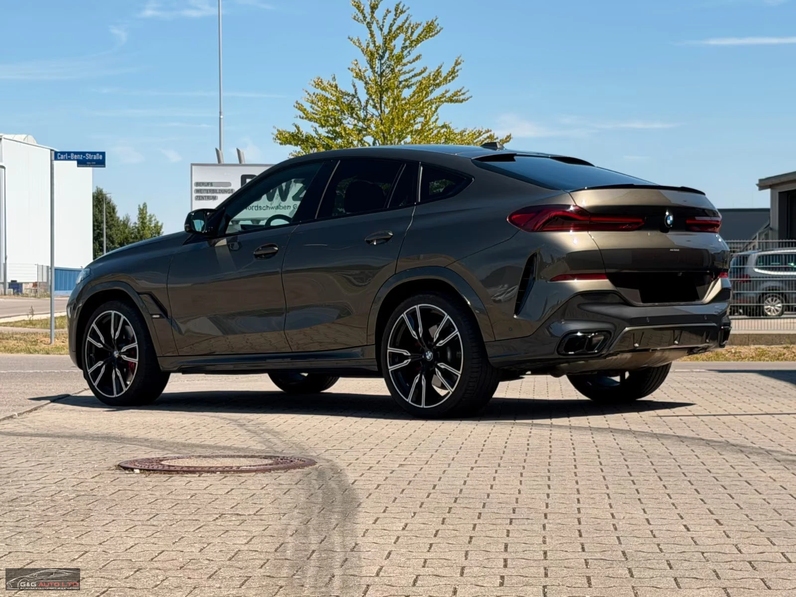 BMW X6 M60/530HP/360/H&K/LAZER/ACC/MEMO/CAM/754z, снимка 4 - Автомобили и джипове - 55662274