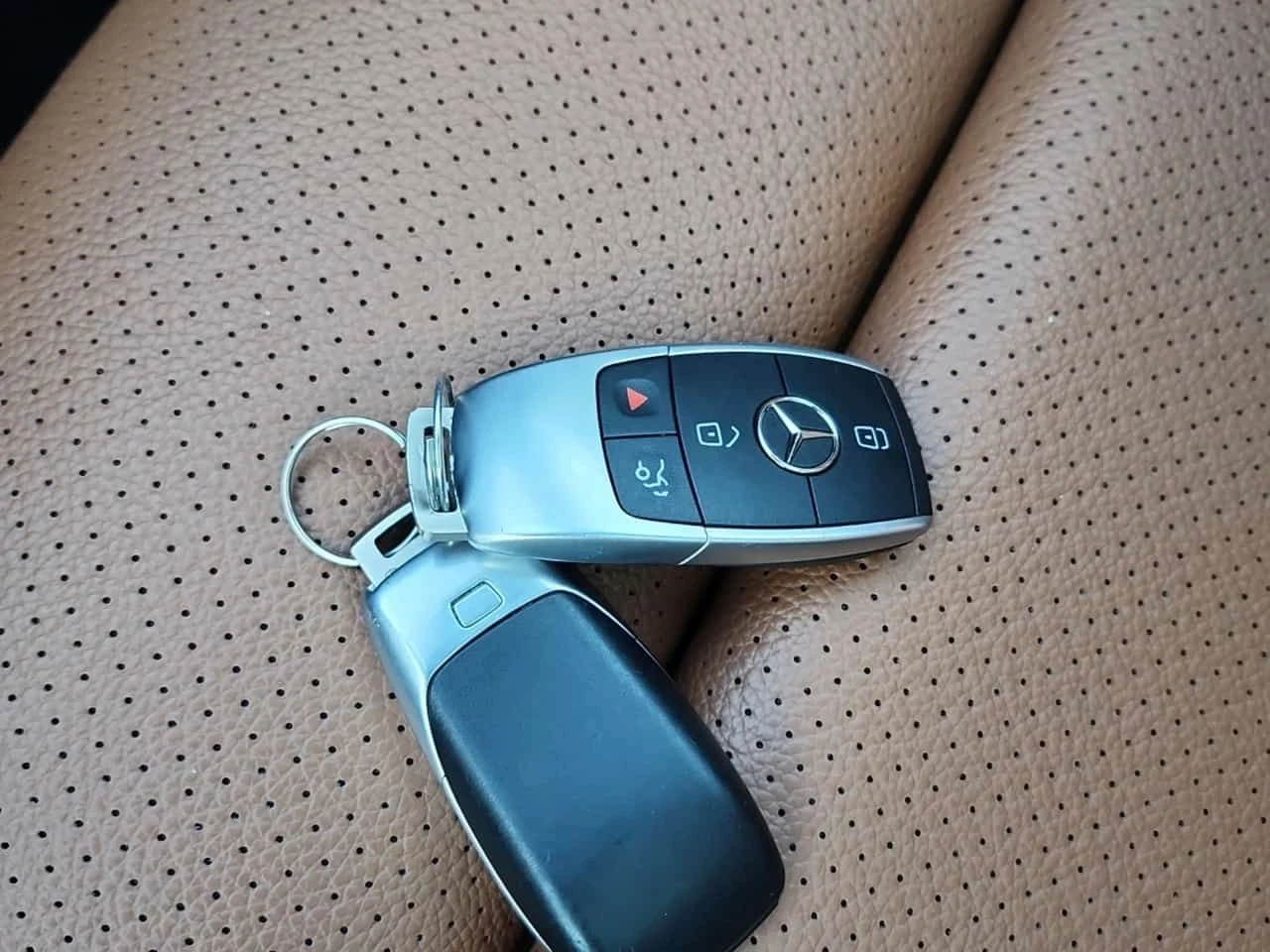Mercedes-Benz GLC * 300 * CARFAX * ЦЕНА ДО БГ, снимка 8 - Автомобили и джипове - 55694628