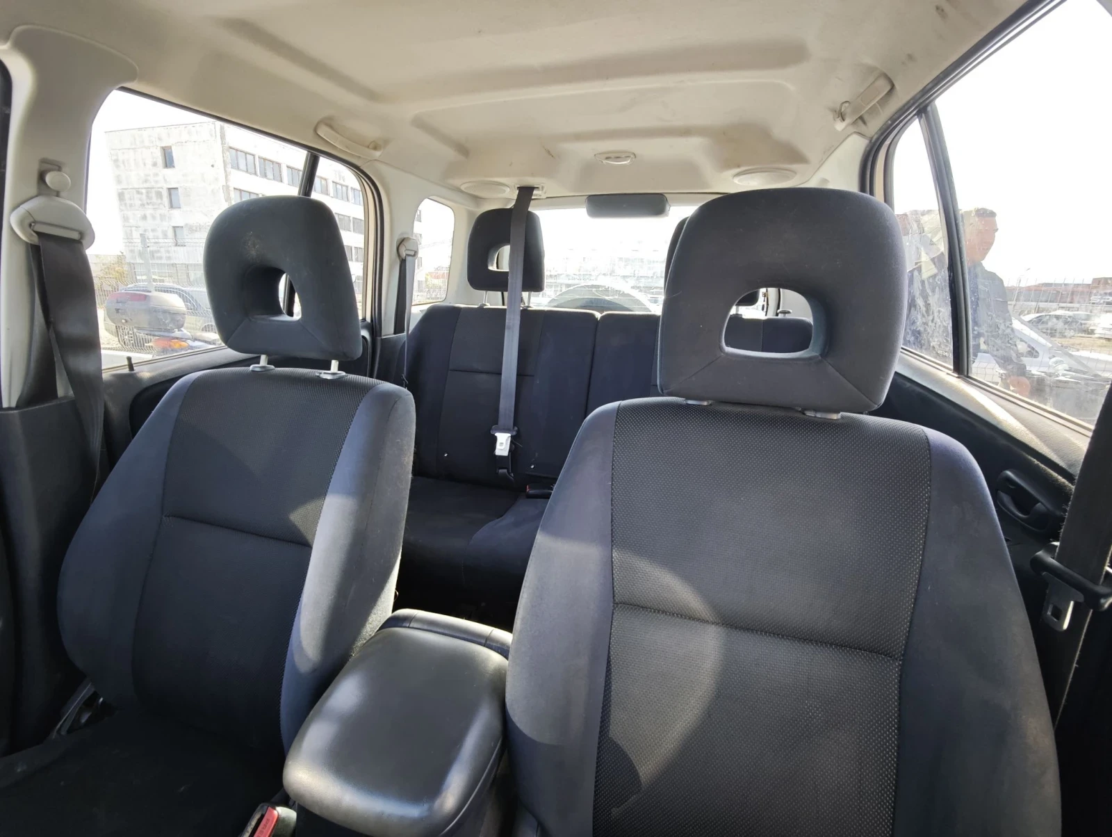 Suzuki Vitara 2.0 128, снимка 11 - Автомобили и джипове - 56602380