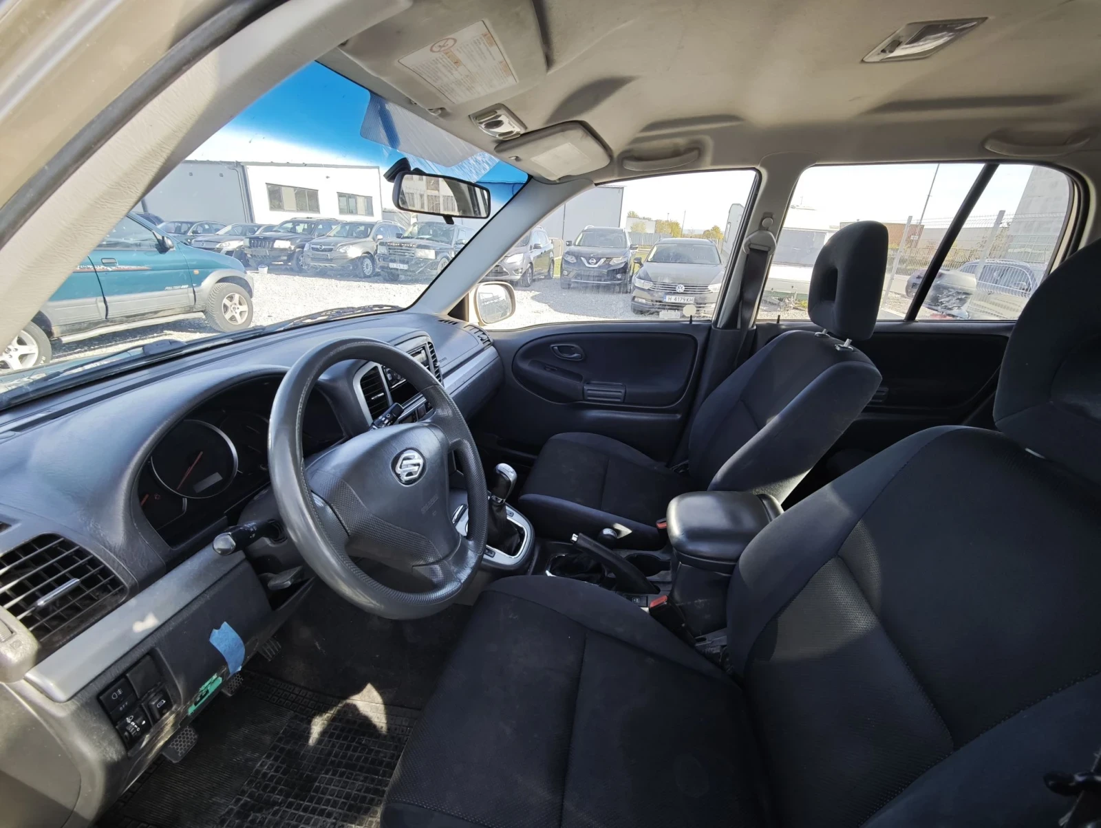 Suzuki Vitara 2.0 128, снимка 9 - Автомобили и джипове - 56602380