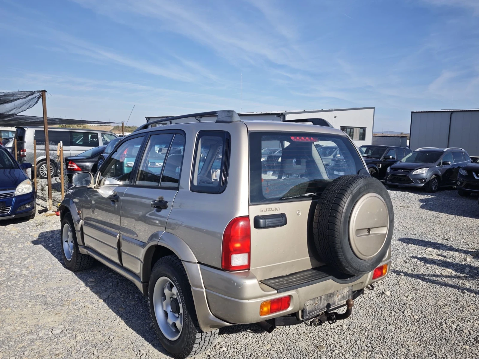 Suzuki Vitara 2.0 128, снимка 7 - Автомобили и джипове - 56602380