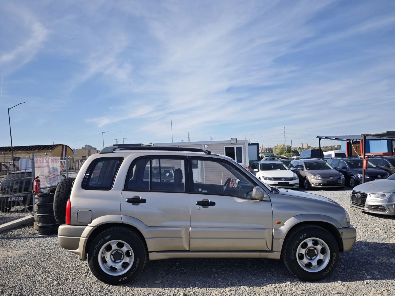 Suzuki Vitara 2.0 128, снимка 4 - Автомобили и джипове - 56602380